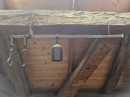 2 alte Balkenwaage aus Eisen mit Gewicht gebraucht