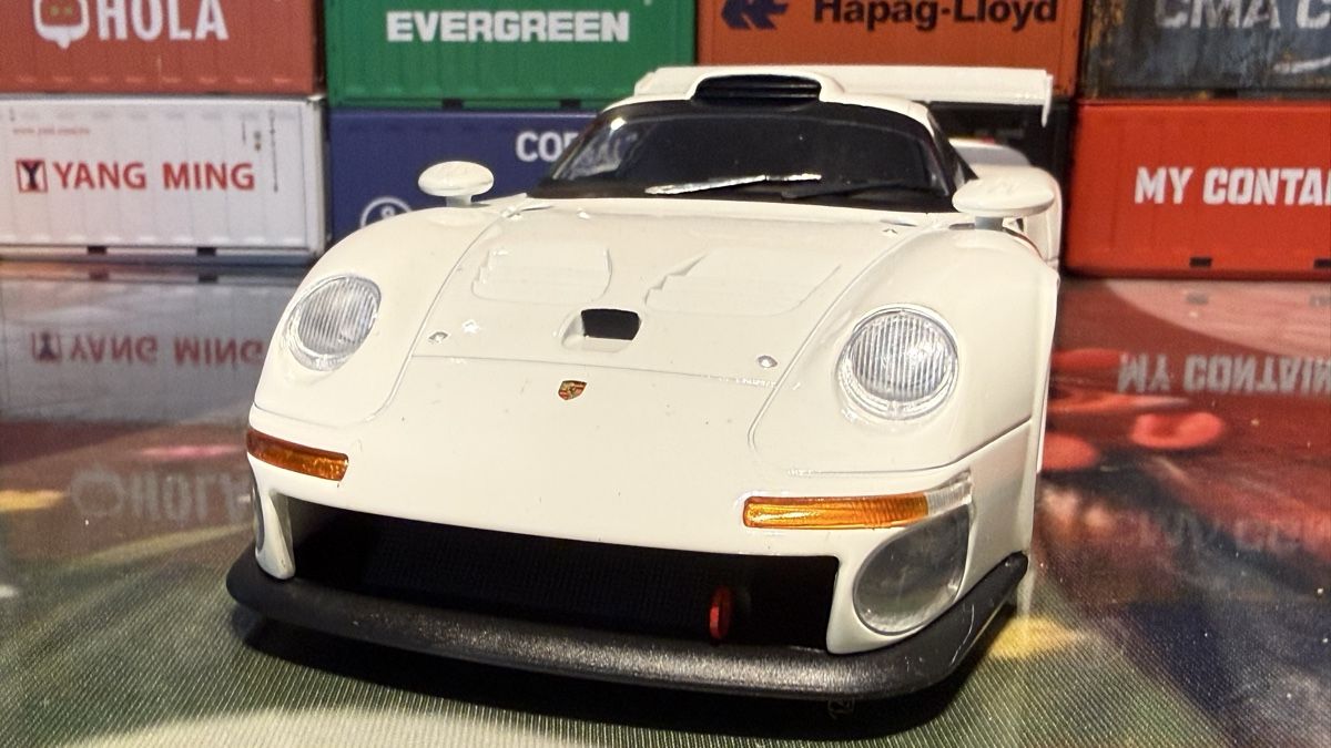 Porsche Modellini d'auto: Porsche 911 GT1 weiss  – Nuovo (secondo la descrizione) da Basel venduto da Zomeg 2