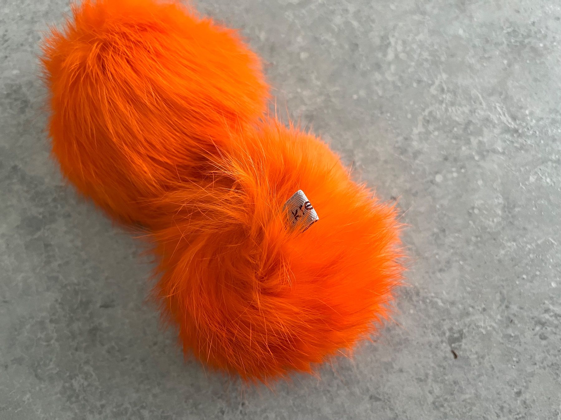 Tutte le decorazioni: 2 Stück echt Fell PomPom orange - NEU – Nuovo e nell'imballaggio originale da Zollikofen venduto da spunk65 2