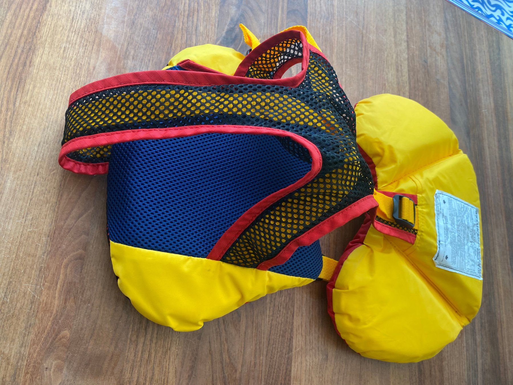 Giubbotti di salvataggio: Salus Babyschwimmweste 4-12kg – Usato da Zürich venduto da Sroman0 2