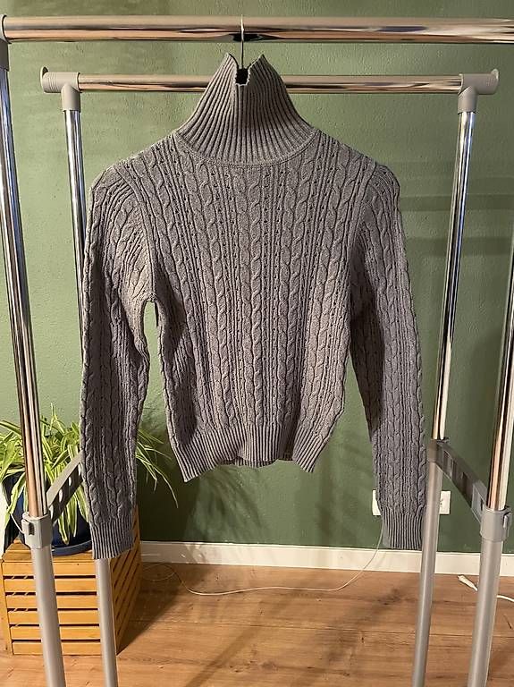 Maglioni & Felpe: Pullover Damen – Usato da Roggwil BE venduto da con_8khh