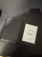 Tolino Shine 3 - E-Reader mit Hülle