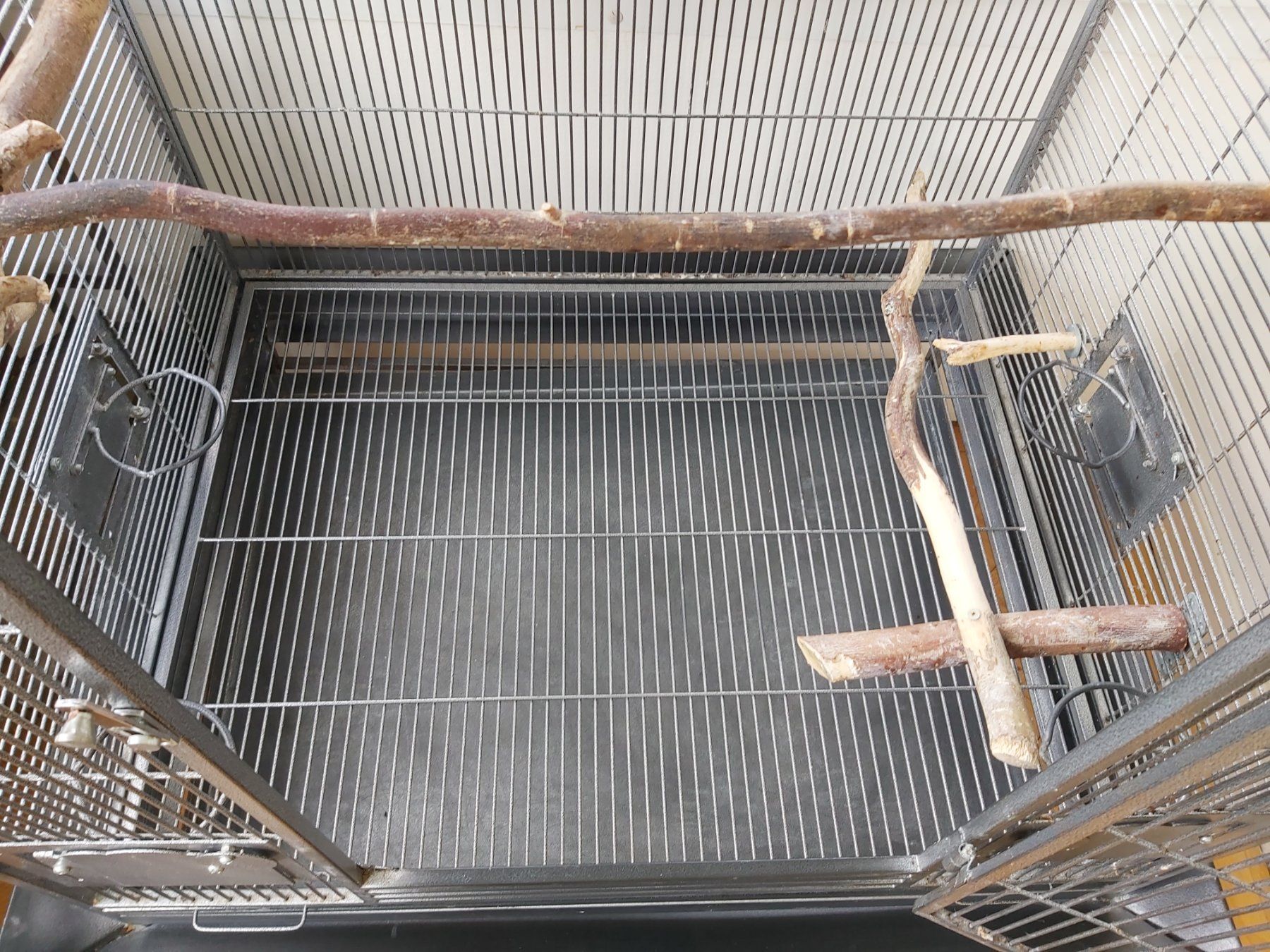 Käfige, Transport & Sicherheit: Vogelkäfig für Papageien oder andere mittelgrosse Vögel – Gebraucht aus Fruthwilen von  5