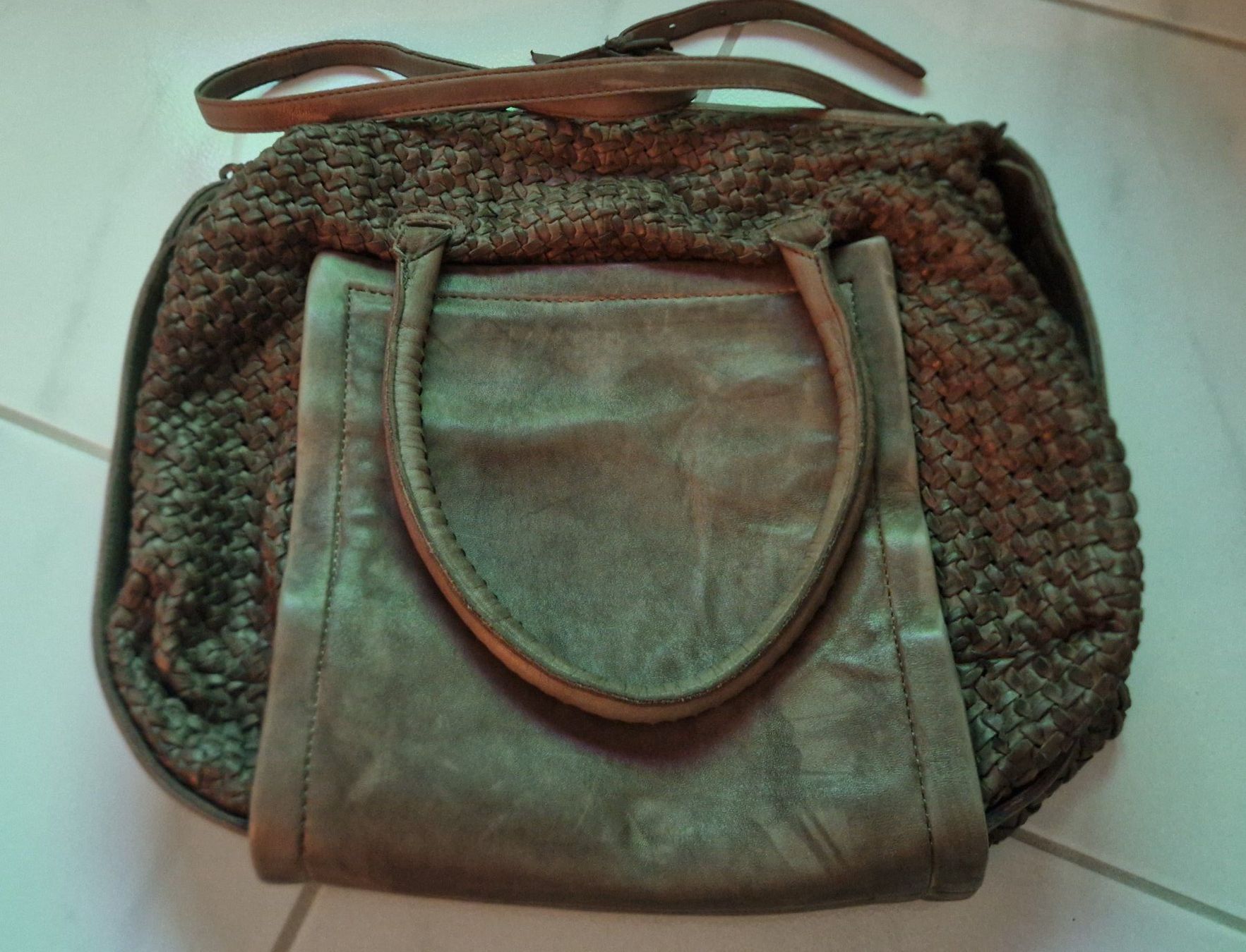 Borse: Umhänge-/Handtasche Leder geflochten – Usato da Rütihof venduto da Teddy1985