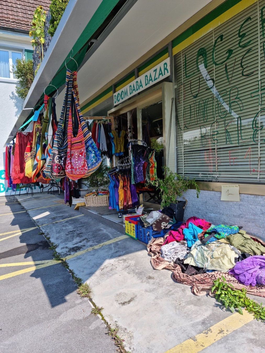 Lotti di vestiti: Flomarkt Pakett 200 Stk. – Nuovo (secondo la descrizione) da Dürnten venduto da Acalpulcu3
