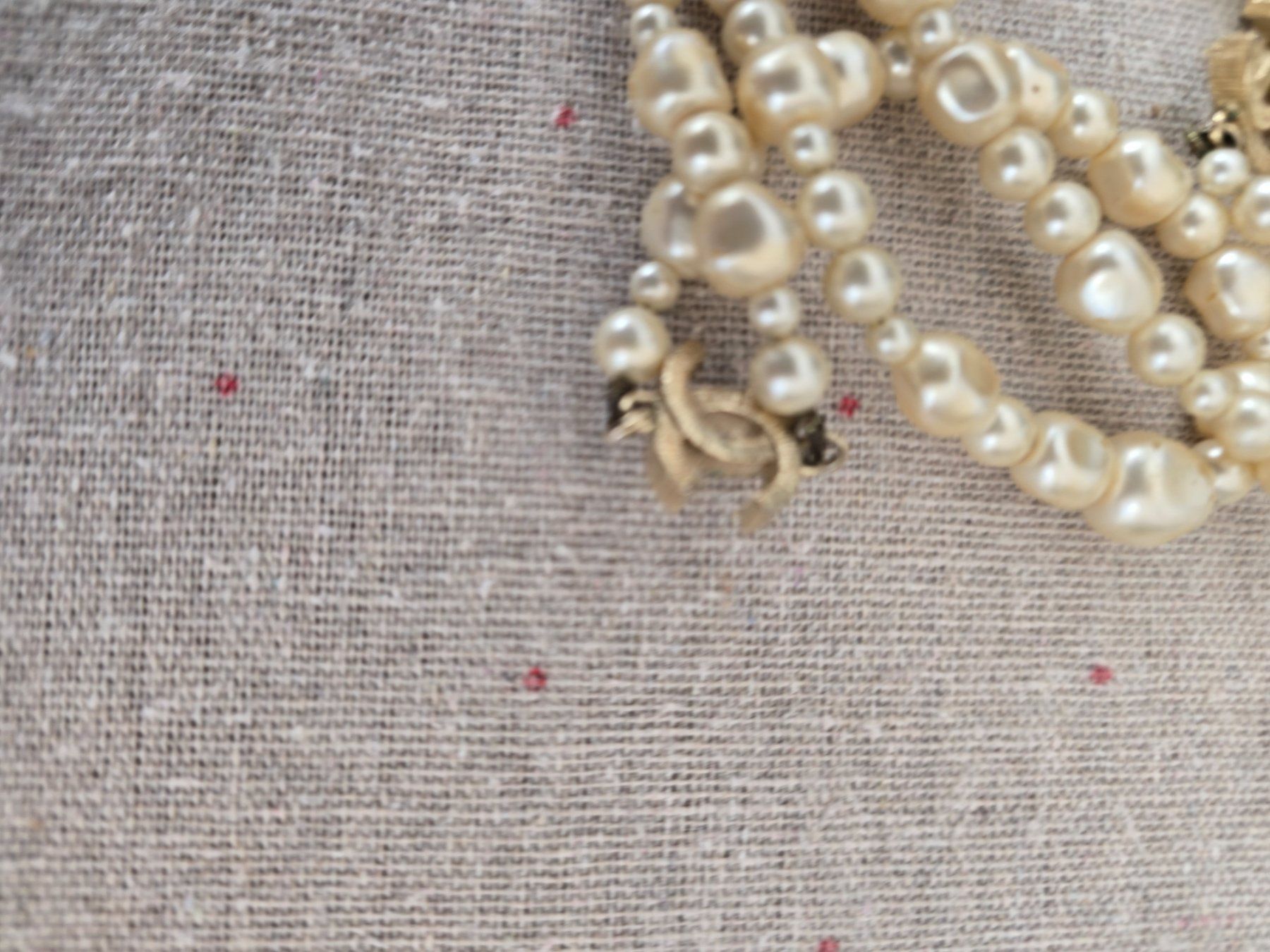 Chanel Catenine: Chanel Vintage Perlenkette – Usato da Bottmingen venduto da sandy_2 5