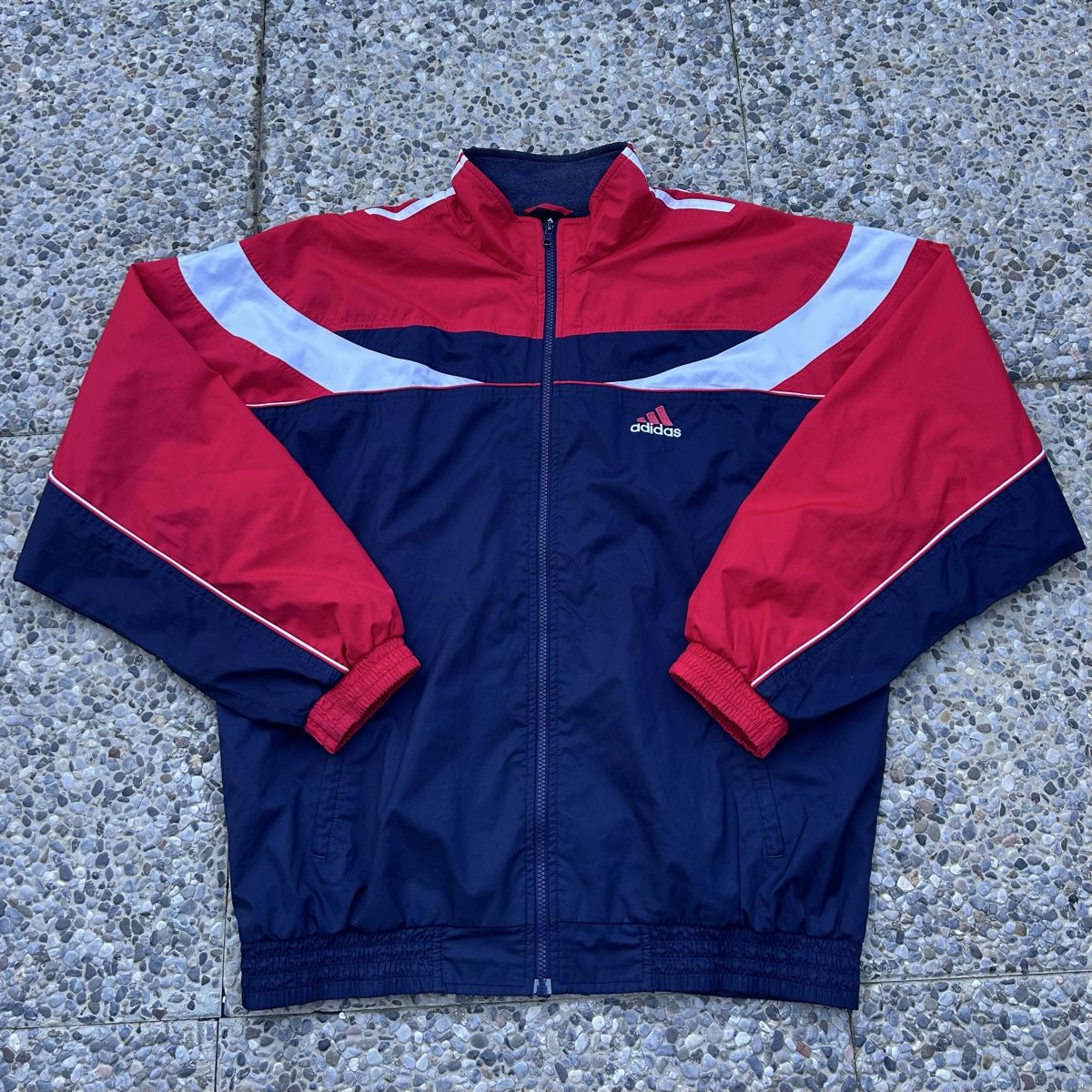 Adidas Giacche: Vintage Adidas Windbreaker Jacket – Usato da brent venduto da fukusapes