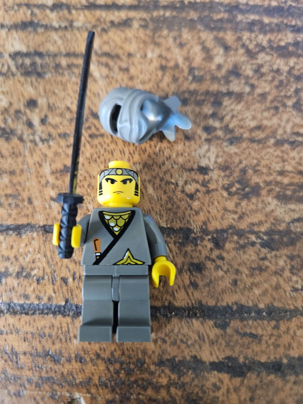 Lego Kit di costruzioni: lego figurine castle Ninja - Gray cas049 – Usato da Confignon venduto da Ecrofigs 1