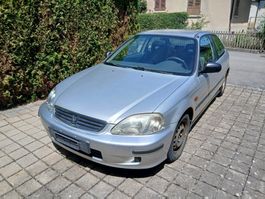 Honda Civic 1.5i VTEC