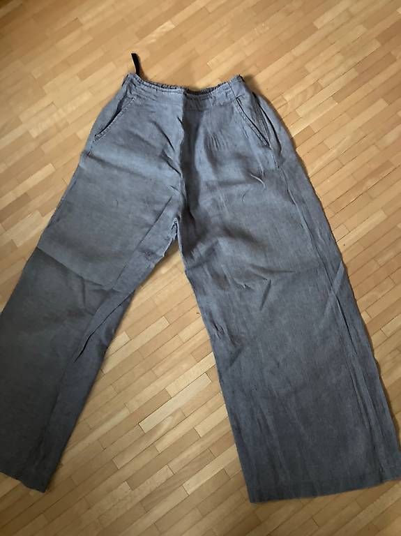 Pantaloni: leinenhose von consequent größe 36/38 – Usato da baar venduto da Lstar