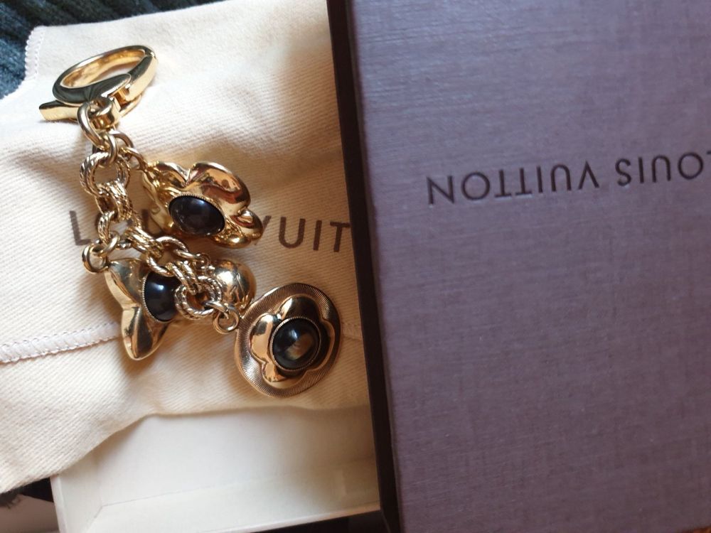 Gothic Taschenanhänger Mit Augen - Handgefertigter Y2K Schmuck Für Besondere Anlässe