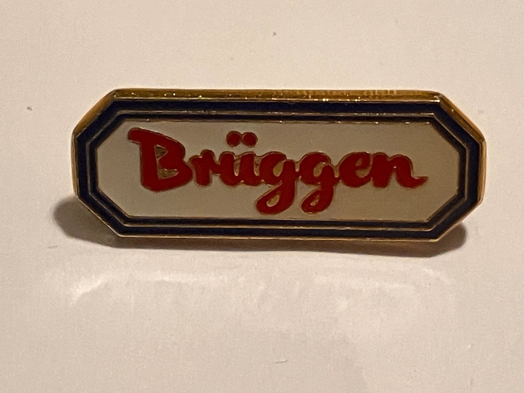 Plaketten & Abzeichen: 1 Pin Brüggen – Gebraucht aus Basel von djwwpp