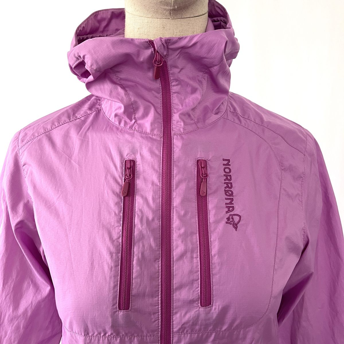 Norrøna Giacche: NORRONA Aero 60 Jacket – Nuovo (secondo la descrizione) da Freienbach venduto da Avviivva_Shop 3