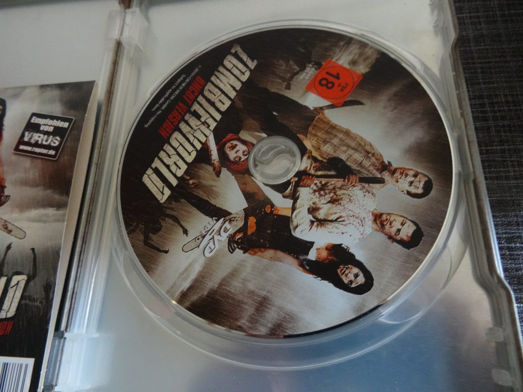 Tutti i DVDs: Zombieworld DVD STEELBOOK – Usato da Olten venduto da Disc-Verkauf 1