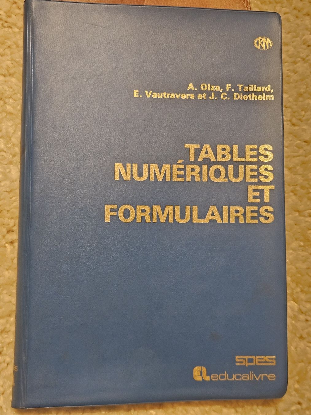 Libri: Tables numériques et formulaires – Usato da Pully venduto da arn_89gc