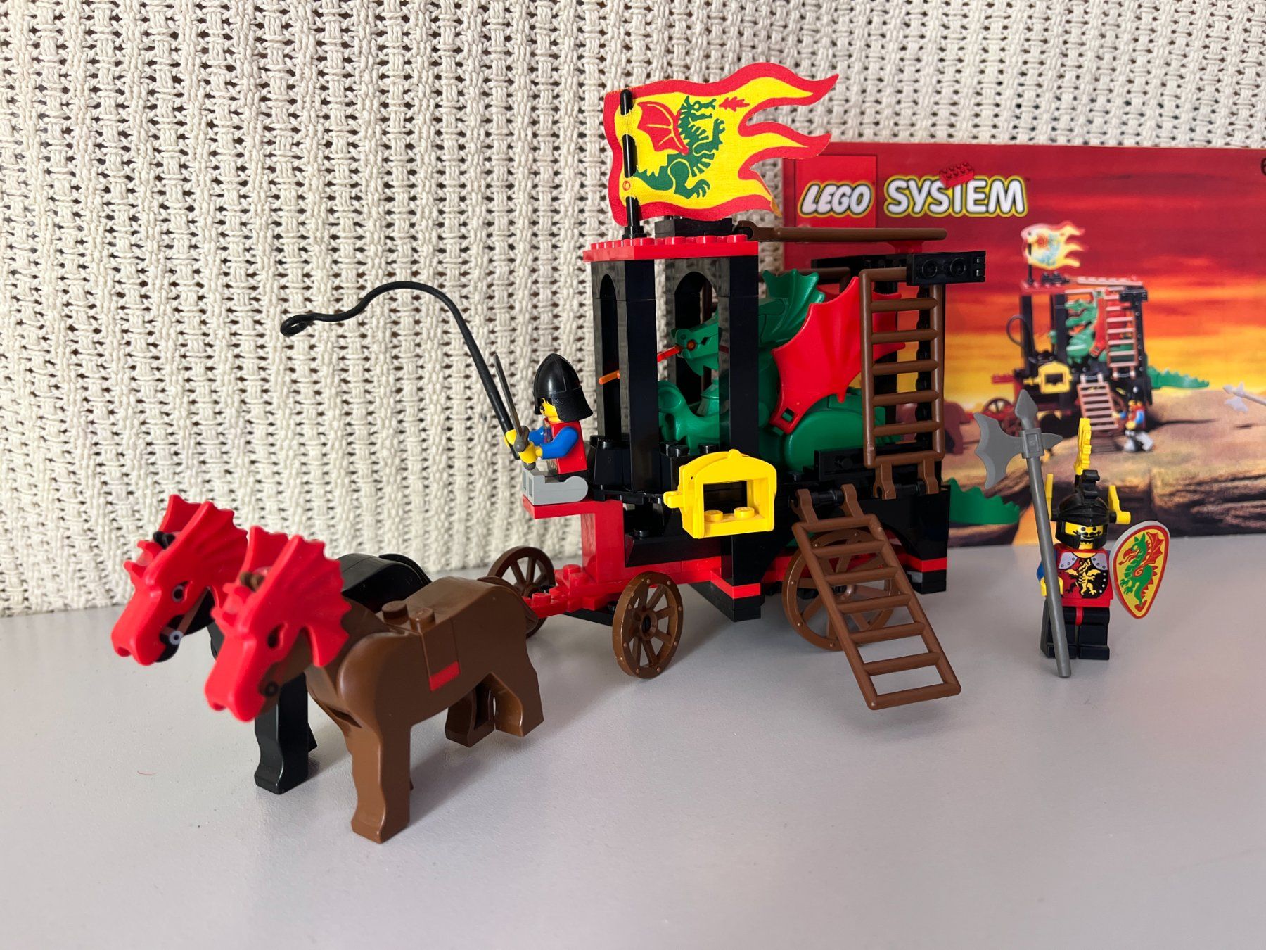 Lego Baukästen: Lego 6056 Ritter mit Drachenkutsche - Dragon Master – Gebraucht aus Frutigen von Baddad 1