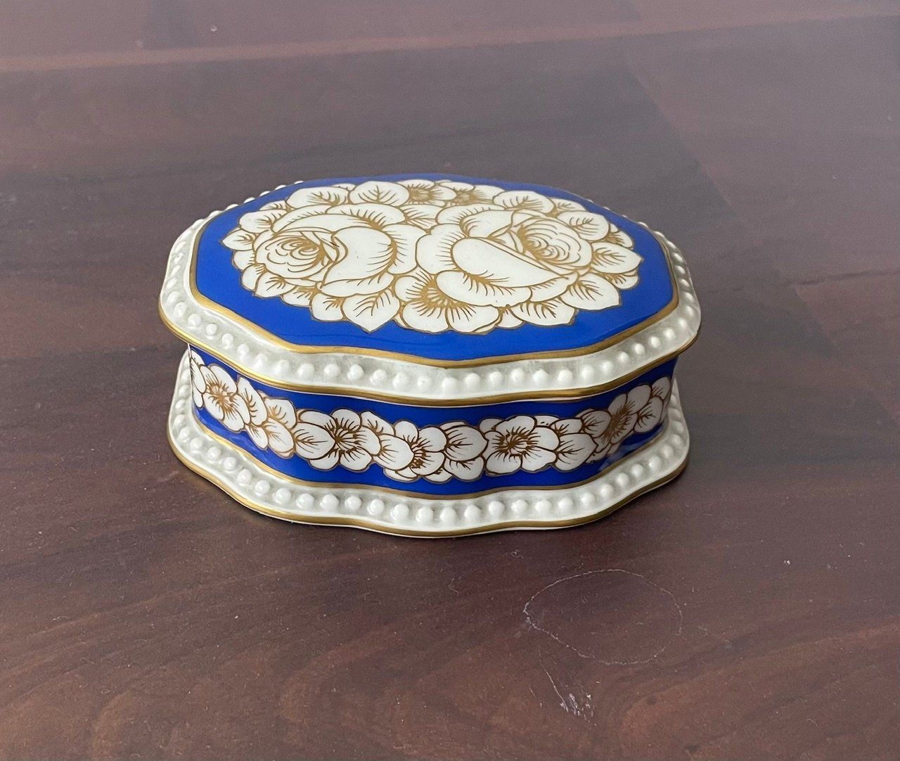 Rosenthal Tutte le decorazioni: Porzellandose – Usato da Opfikon venduto da golomb