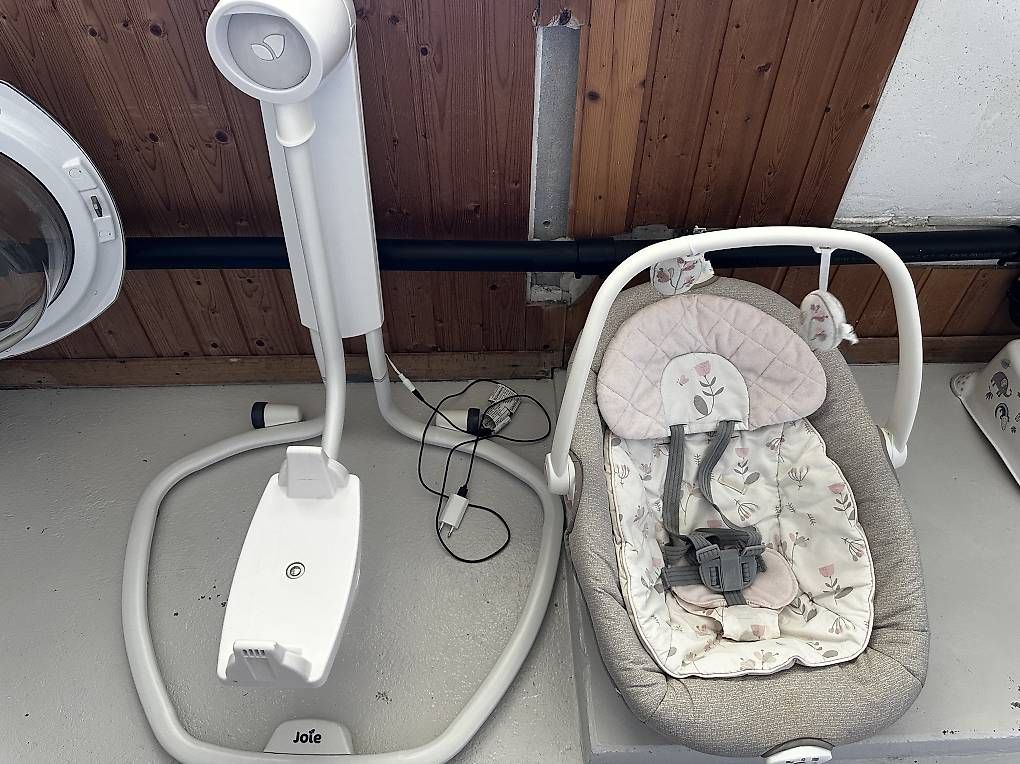 Sdraiette & Sdraiette a dondolo: Baby Wippe / Schaukel JOIE – Usato da Rorschacherberg venduto da JBF17 2