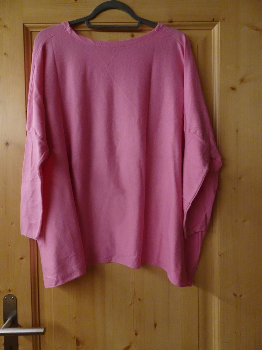 Pullover & Sweatshirts: Bunter Oversize Strickpulli Gr. XL - 42641 – Gebraucht aus Küssnacht am Rigi von Good4Deckeli 1