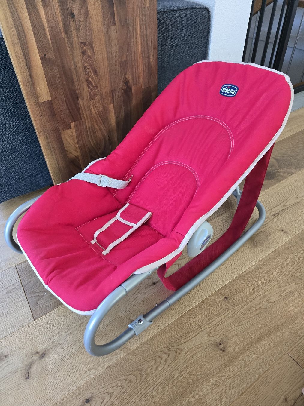 Chicco Sdraiette & Sdraiette a dondolo: Chicco Babywippe rot – Usato da Guschelmuth venduto da lperler 2