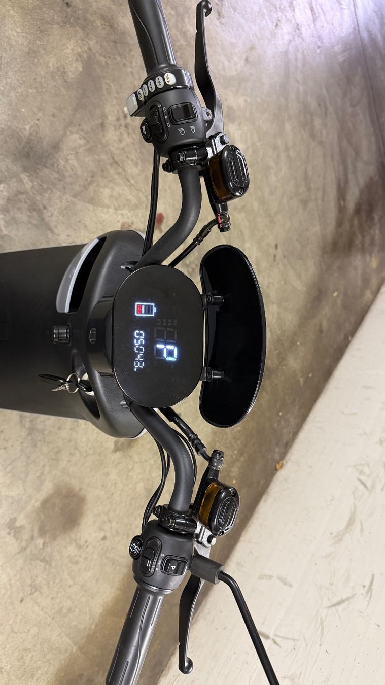 Scooters: Zilla Loki E -Roller 25 km/h |80 km Reichweite|Bluetooth – Gebraucht aus Reinach BL von ali_jm55 4