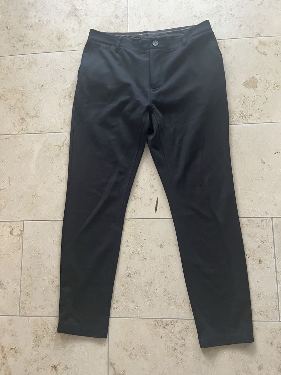 Hosen: Only&Sons schwarze Hose – Gebraucht aus Zollikerberg von LLV