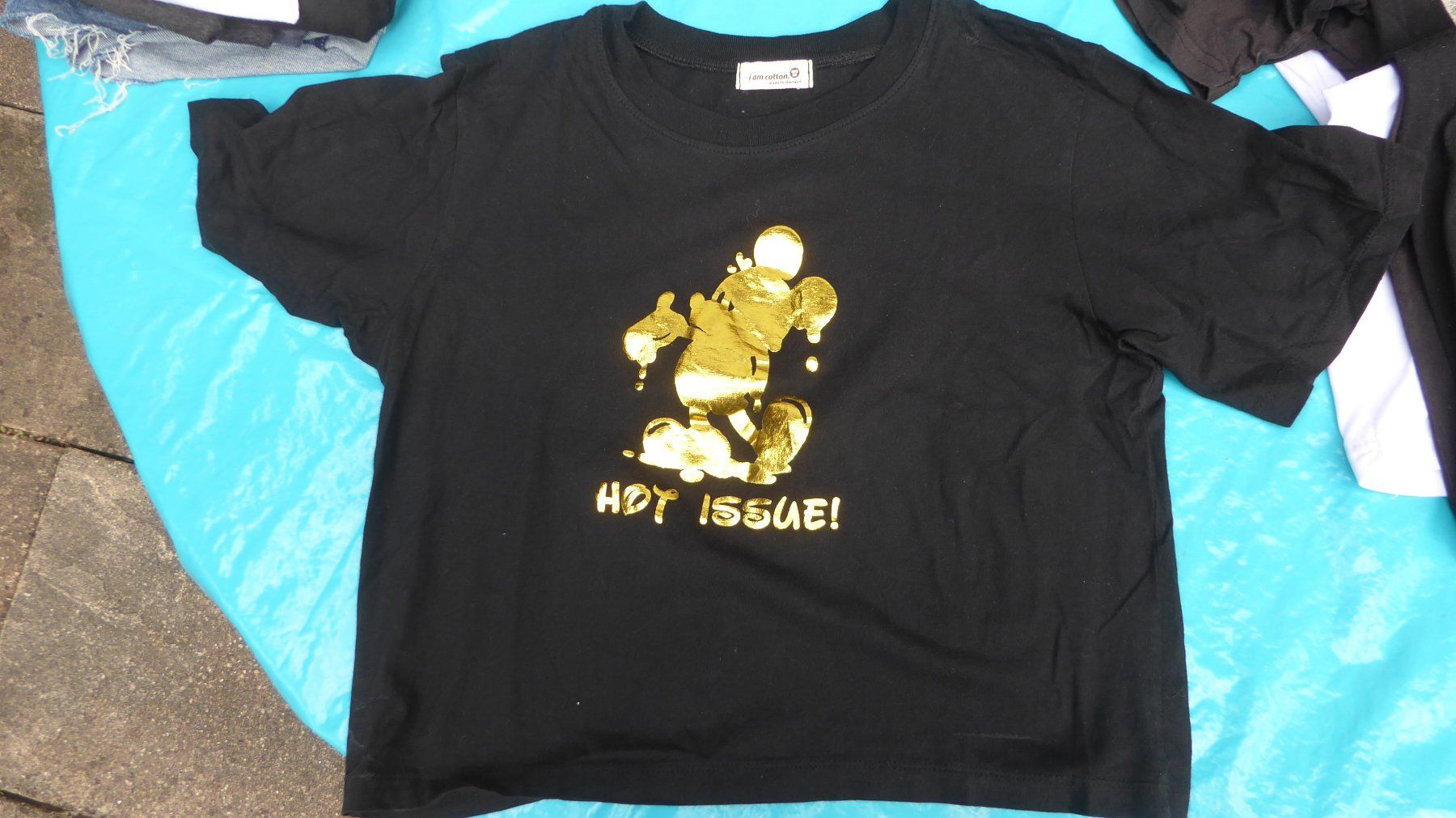 Kleiderpakete: 4 Tshirt mit Disney Aufdruck Gr  M – Gebraucht aus Sargans von Benziner 5