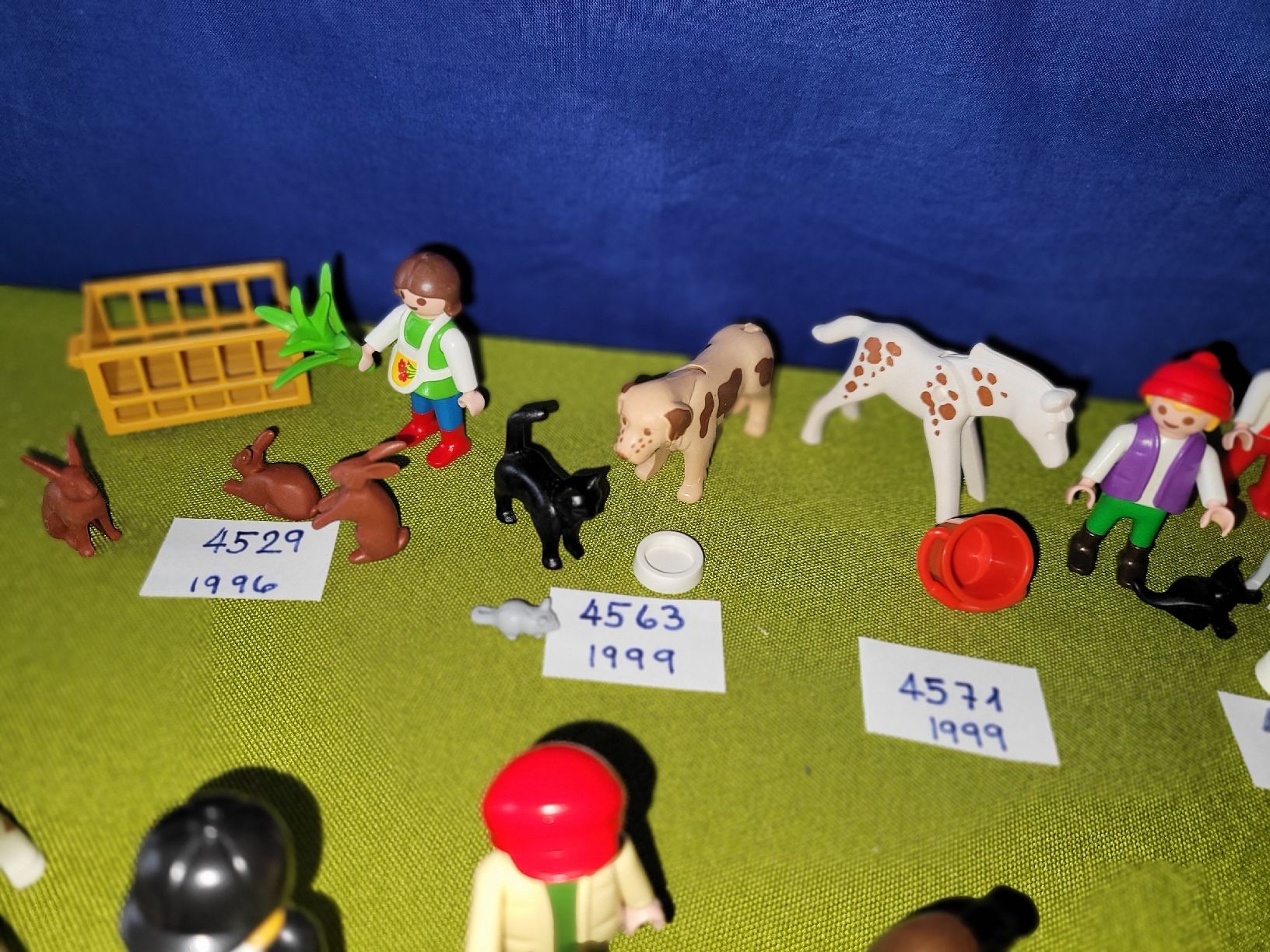 Playmobil Spielzeuge: Playmobil, Bauernhof 9×Specials B33 – Gebraucht aus Aarberg von Fink010 1