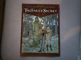 Bd serie le triangle secret par convard et Falque