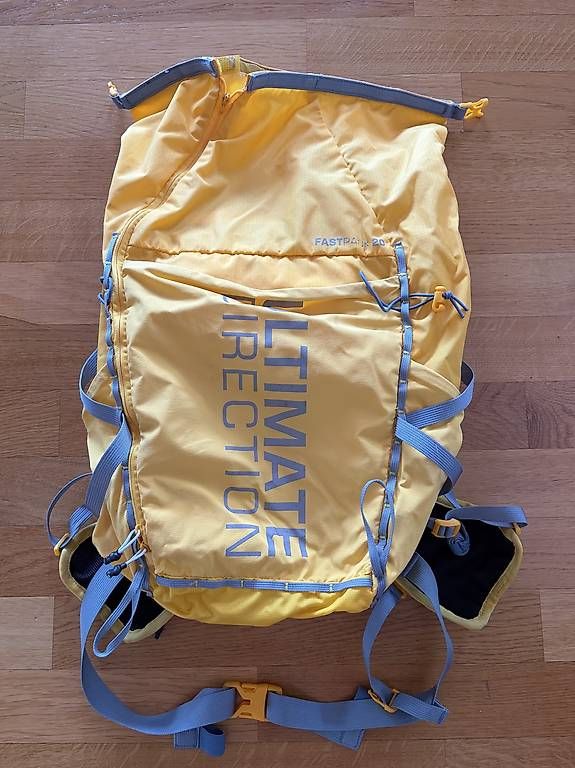Zaini: Ultimate Direction FastPack 20 litres – Usato da Lausanne venduto da AMATP4 1