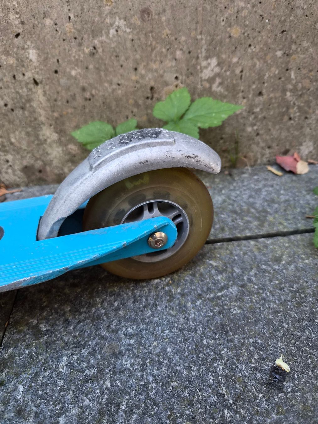 Kickboard: Micro Sprite Kickboard / Trottinett – Usato da Zürich venduto da Ramlee 2