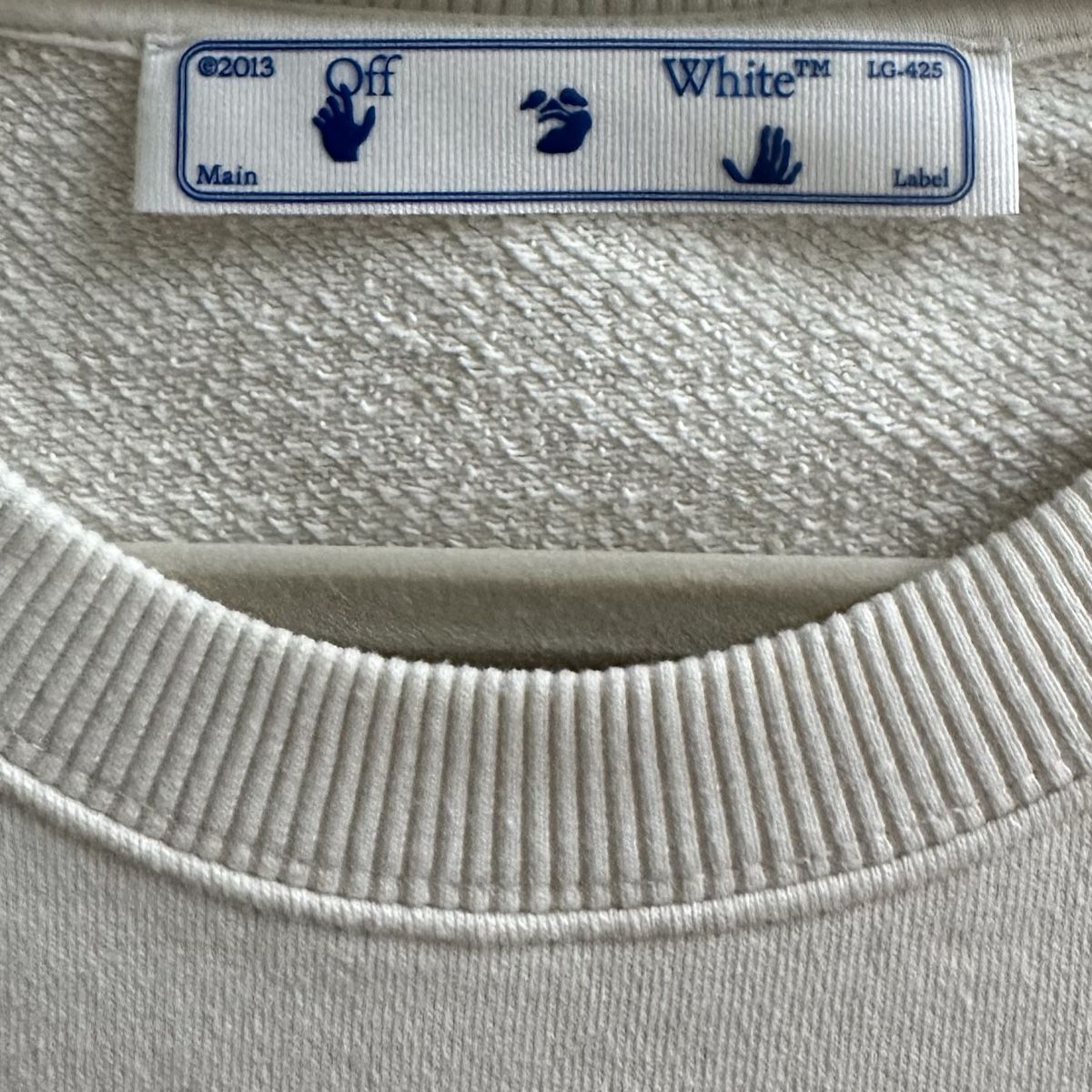 Off-White Pulls & Sweat-shirts: Off-White Sweatshirt Damen – Neuf (Voir description) à Zürich par Nomase10. 2