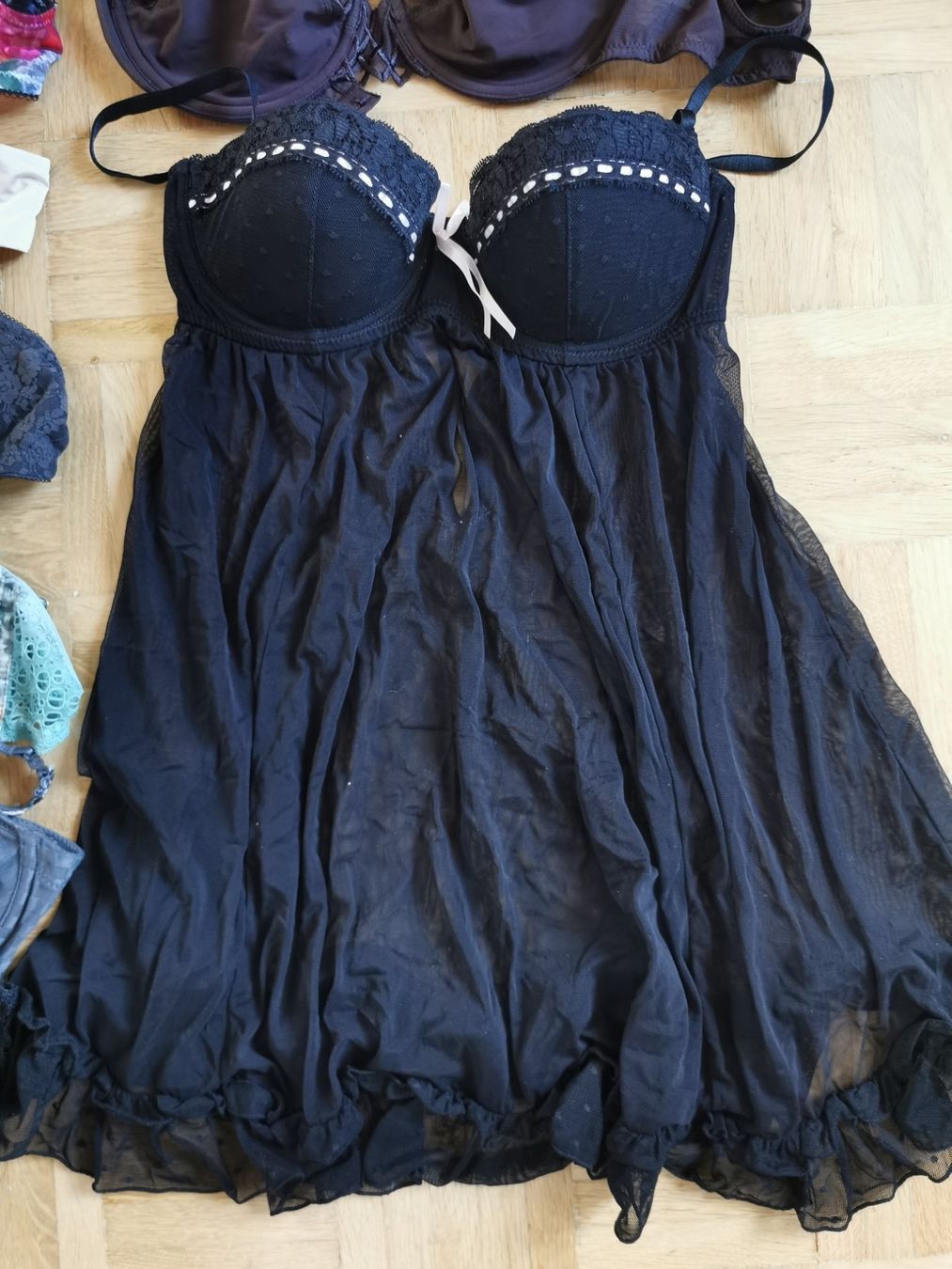 Sonstige Unterwäsche: Lingerie BH Set Gr. 80B/85B – Gebraucht aus Stäfa von flamingo_17 7