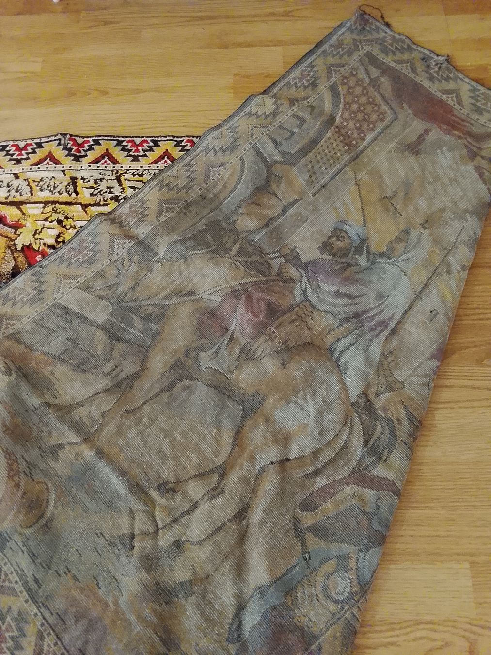 Tappeti: Tapisserie murale  – Usato da Couvet venduto da fat_kyl7 6