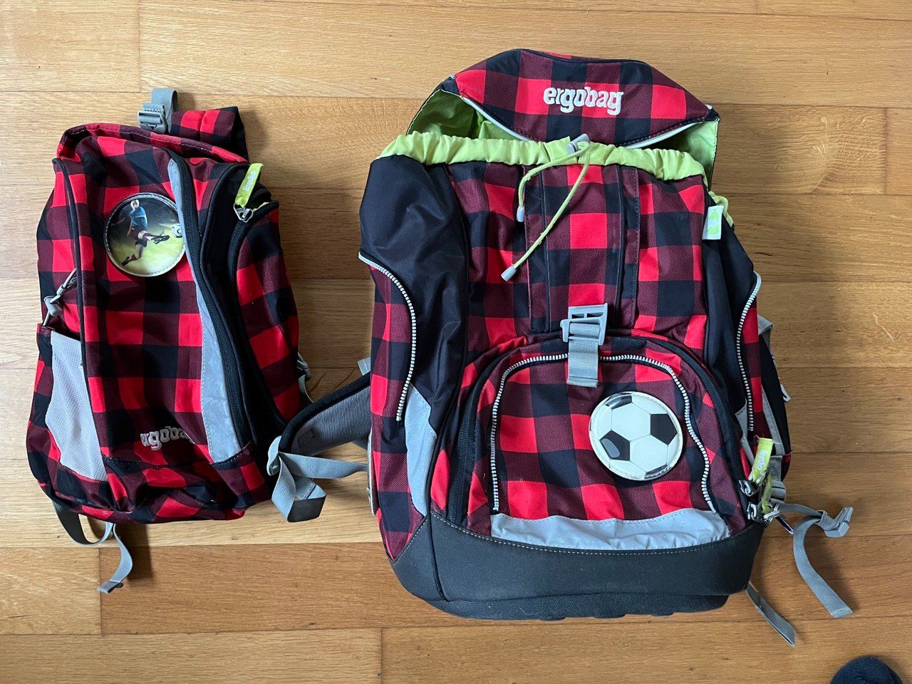 Ergobag Borse & Zaini: ERGOBAG "FUSSBALL" FÜR DIE SCHULE.... – Usato da frick venduto da comi