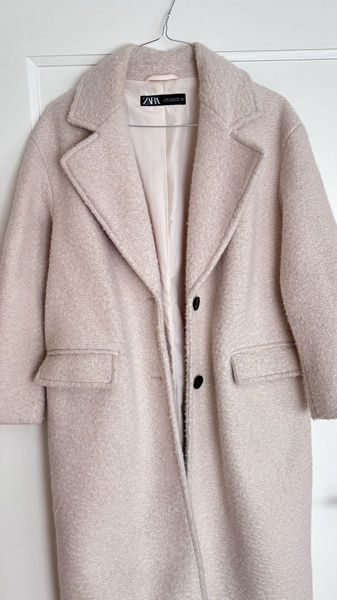 Zara Mäntel: Bouclé Mantel Zara – Gebraucht aus Zürich von M.dxc