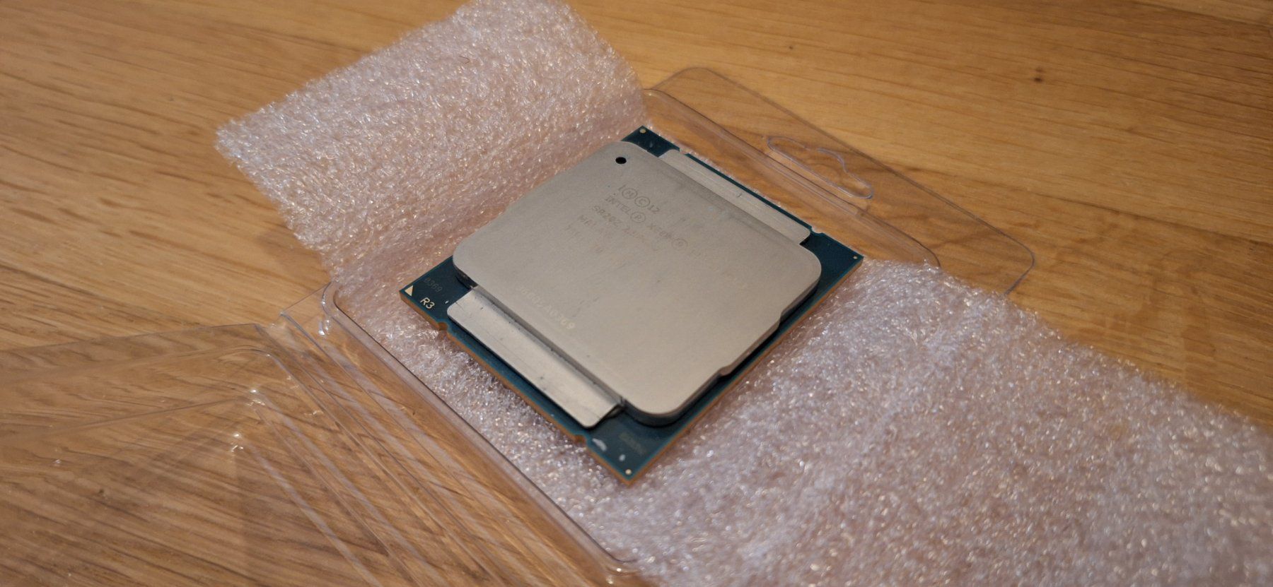 Intel Componenti elettronici: 2x Intel Xeon E5-2678v3 à 12 Kerne / 24 Threads LGA 2011-3 – Usato da Stein AG venduto da dan_zs8w 4