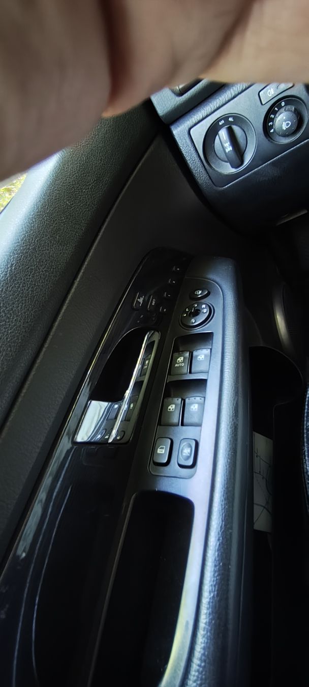 Ssangyong Automobili: SsangYong Rexton Xdi 2,7 – Usato da Monthey venduto da Christian59 9