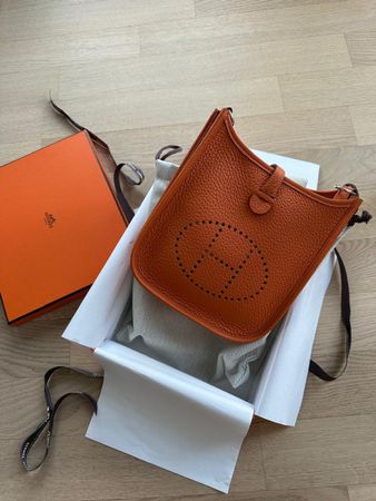 Hermès Evelyne TPM Orange, neuwertig mit Box! 🍊✨