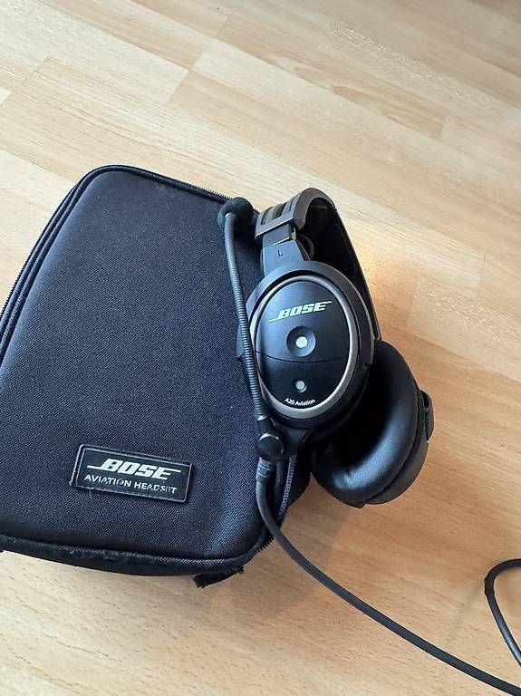 Kopfhörer: Bose A20 Bluetooth  defekt – Defekt aus Triesenberg von flatheadrider 1