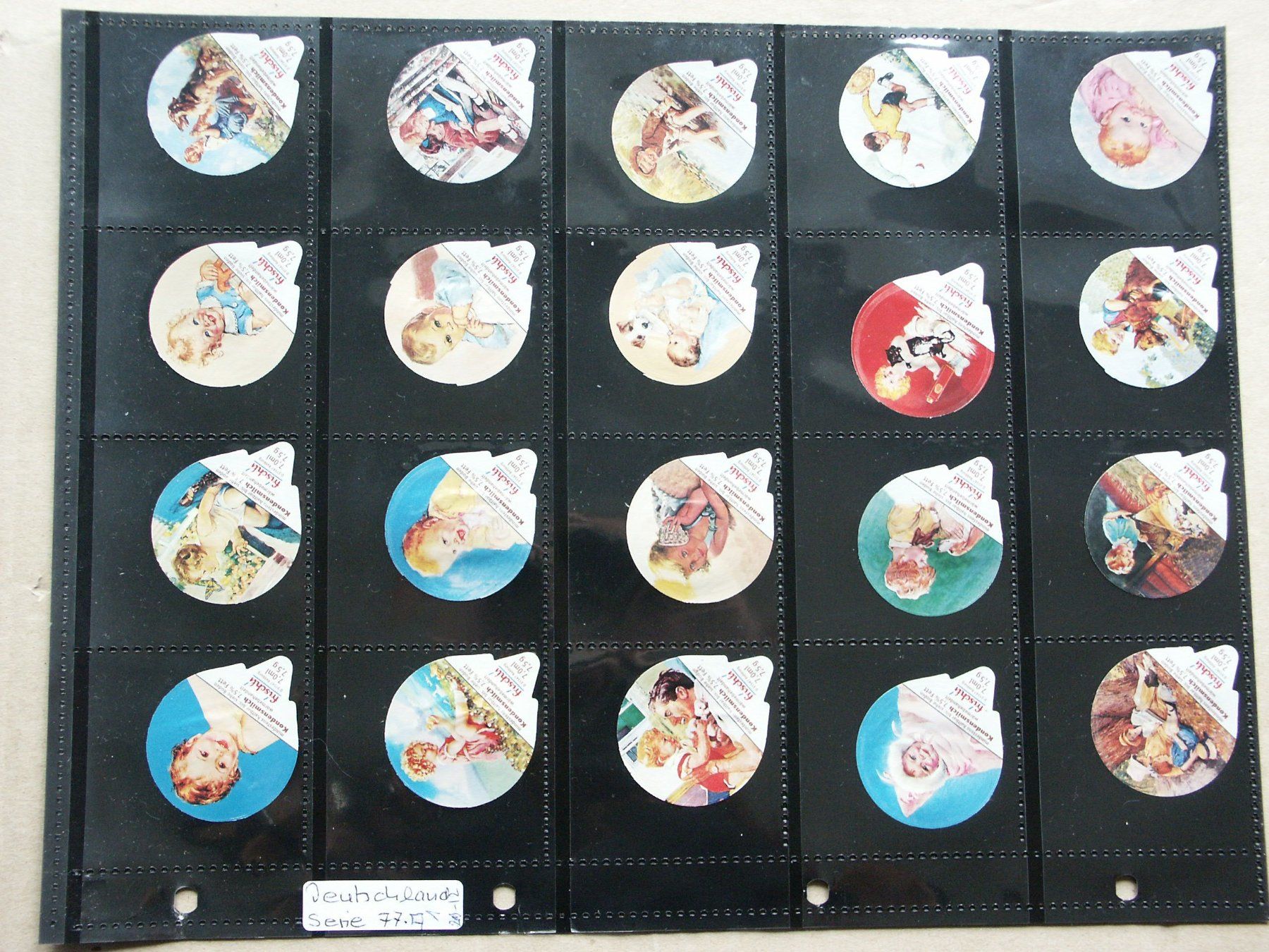Coperchi dei cremini per caffè: DE  Serie  77 A        Kinderportraits – Usato da Niederglatt ZH venduto da hermann171254