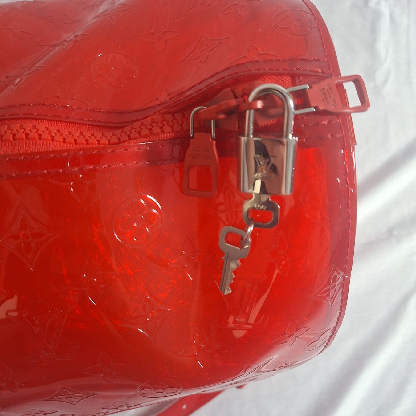 Louis Vuitton Borse: ENTRUPY! Louis Vuitton Keepall 50 Prism Red Virgil Abloh – Usato da Kilchberg ZH venduto da mrmame 6