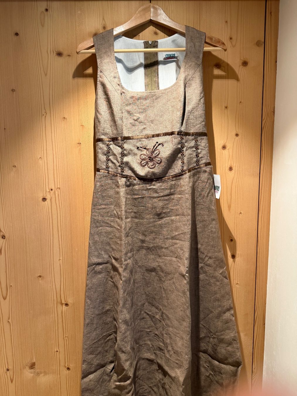 Kleider: Leinenkleid – Neu (gemäss Beschreibung) aus Gsteig b. Gstaad von broncostrabsi 5