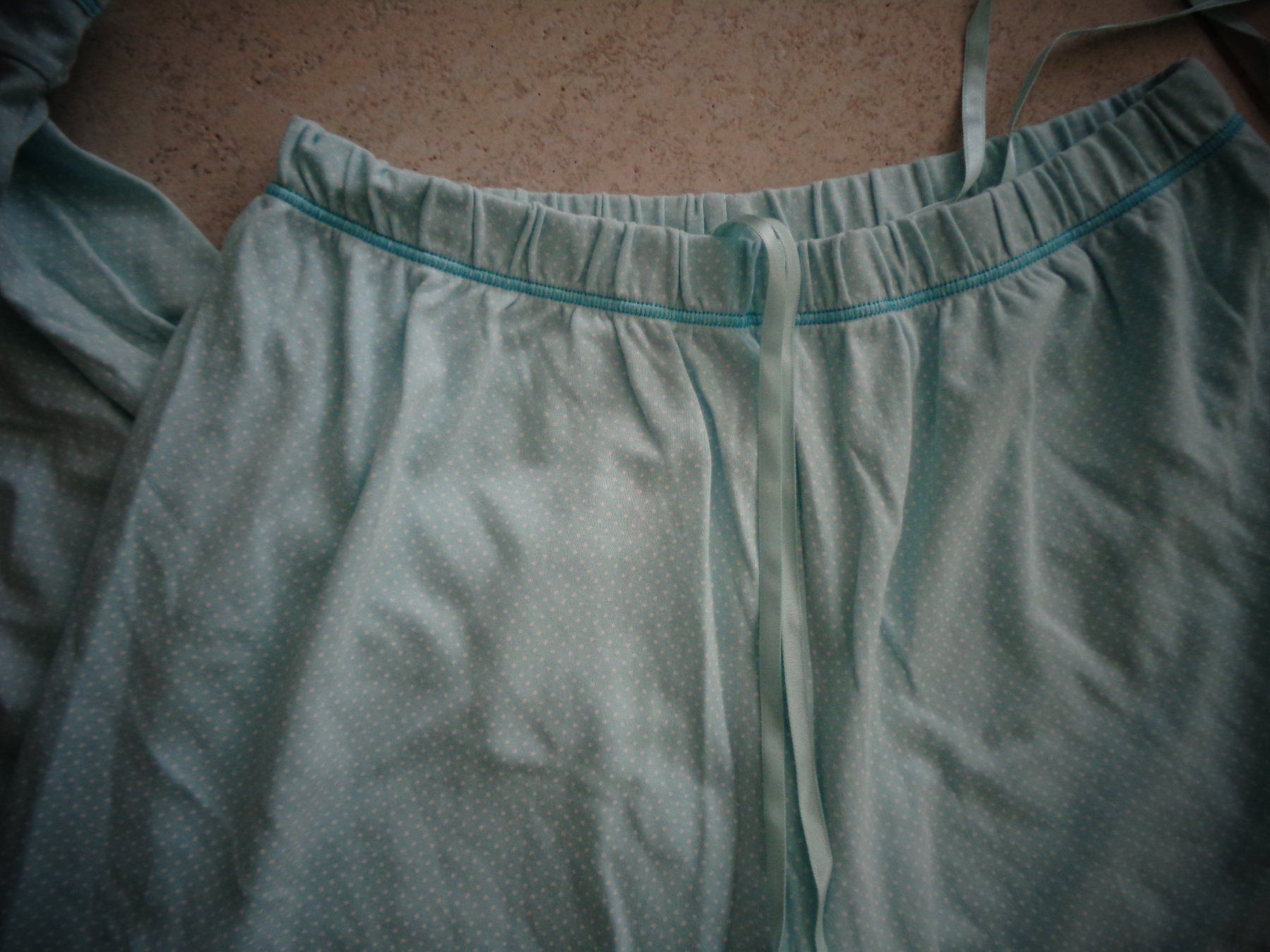 Calida Negligees & Pigiami: CALIDA PYJAMA GR.XXS/32-34 – Usato da Rotkreuz venduto da Samballi 2