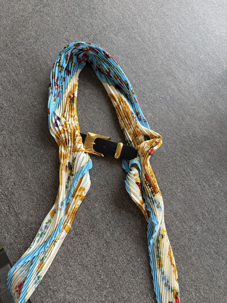 Kletterausrüstungen: Gianni Versace Schal-Gurt – Neu (gemäss Beschreibung) aus Solothurn von Congela