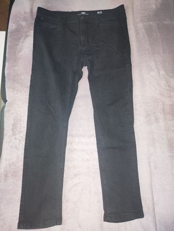Jean noir homme, taille 36/32