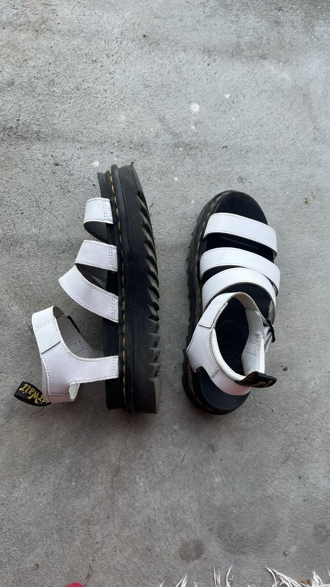 Dr. Martens Scarpe da donna: Dr.Martens Sandalen Plateau  – Usato da Zürich venduto da dor_9csj