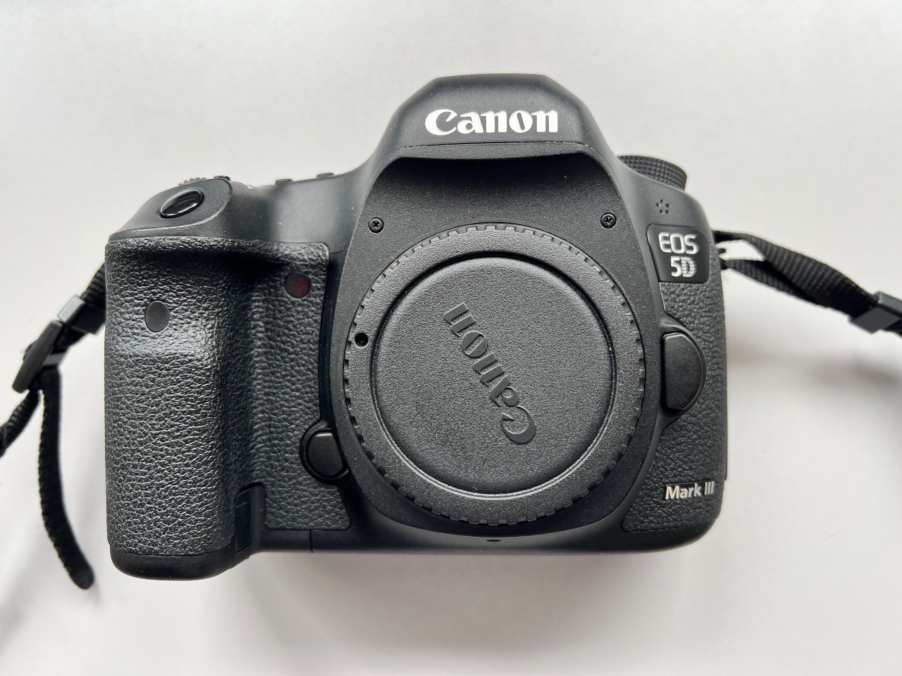 Canon Appareil photo: Canon Eos 5d Mark3, 10 jährig mit Sigma 24-70 mm 2.8 Art – D'occasion à Salez par sem_ts7t 1