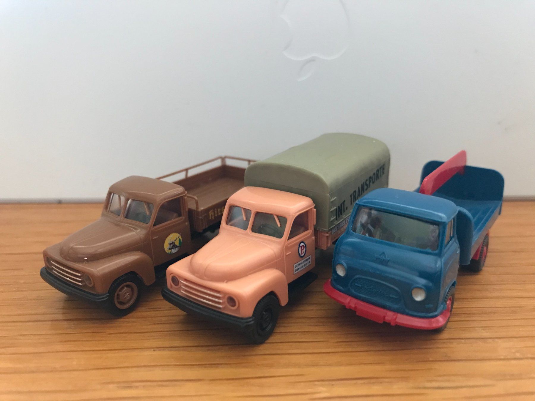 Brekina Modellini d'auto: 3x Hanomag LKW – Usato da Luzern venduto da mey_s13