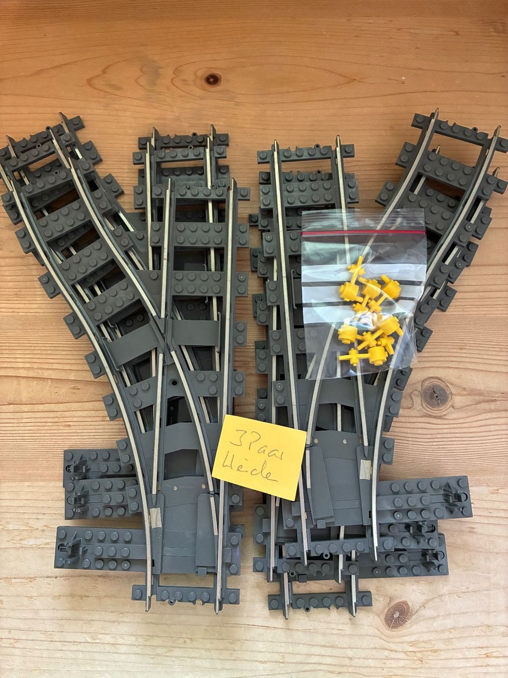 Lego Kit di costruzioni: LEGO 3 Paar Weichen 9 Volt – Usato da Reigoldswil venduto da Frog40